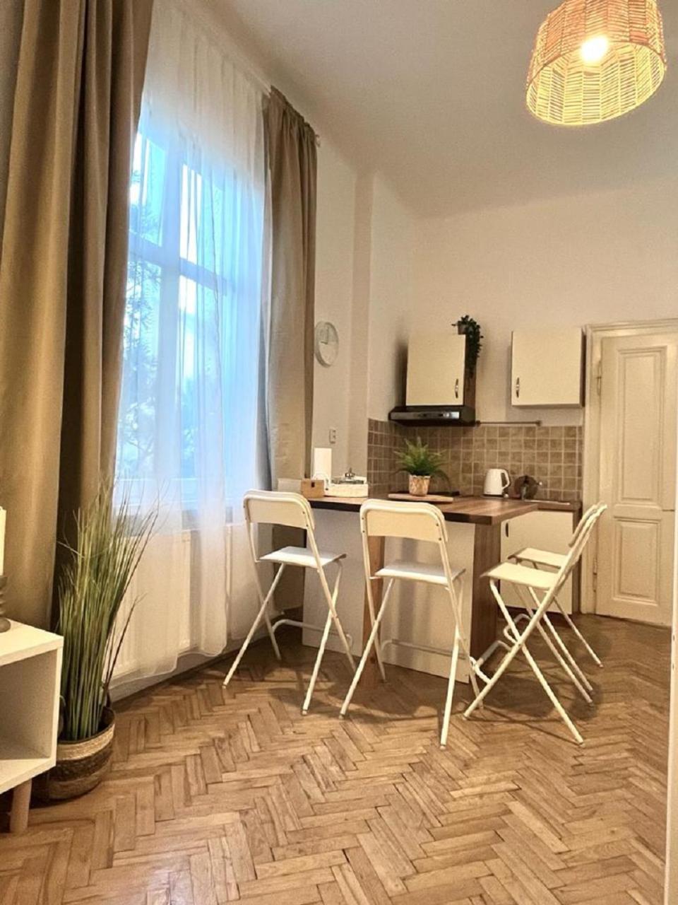 Apartment Cecil - Old Town Bratislava